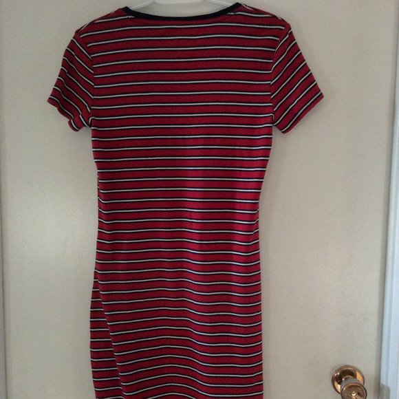 Tommy Hilfiger dress - Picture 4 of 6